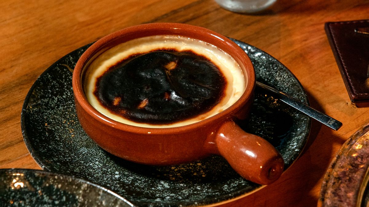 Biscoff Burnt Basque Cheesecake