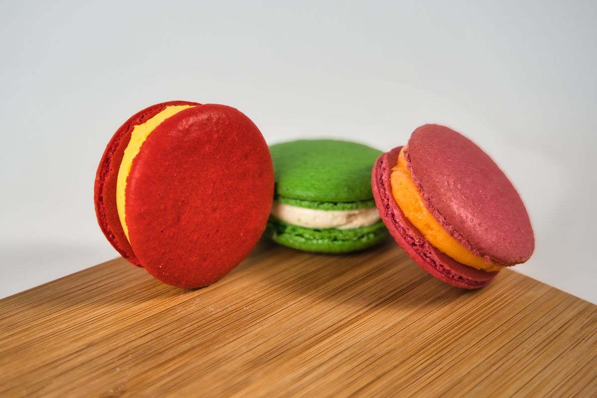Macarons & Pastries