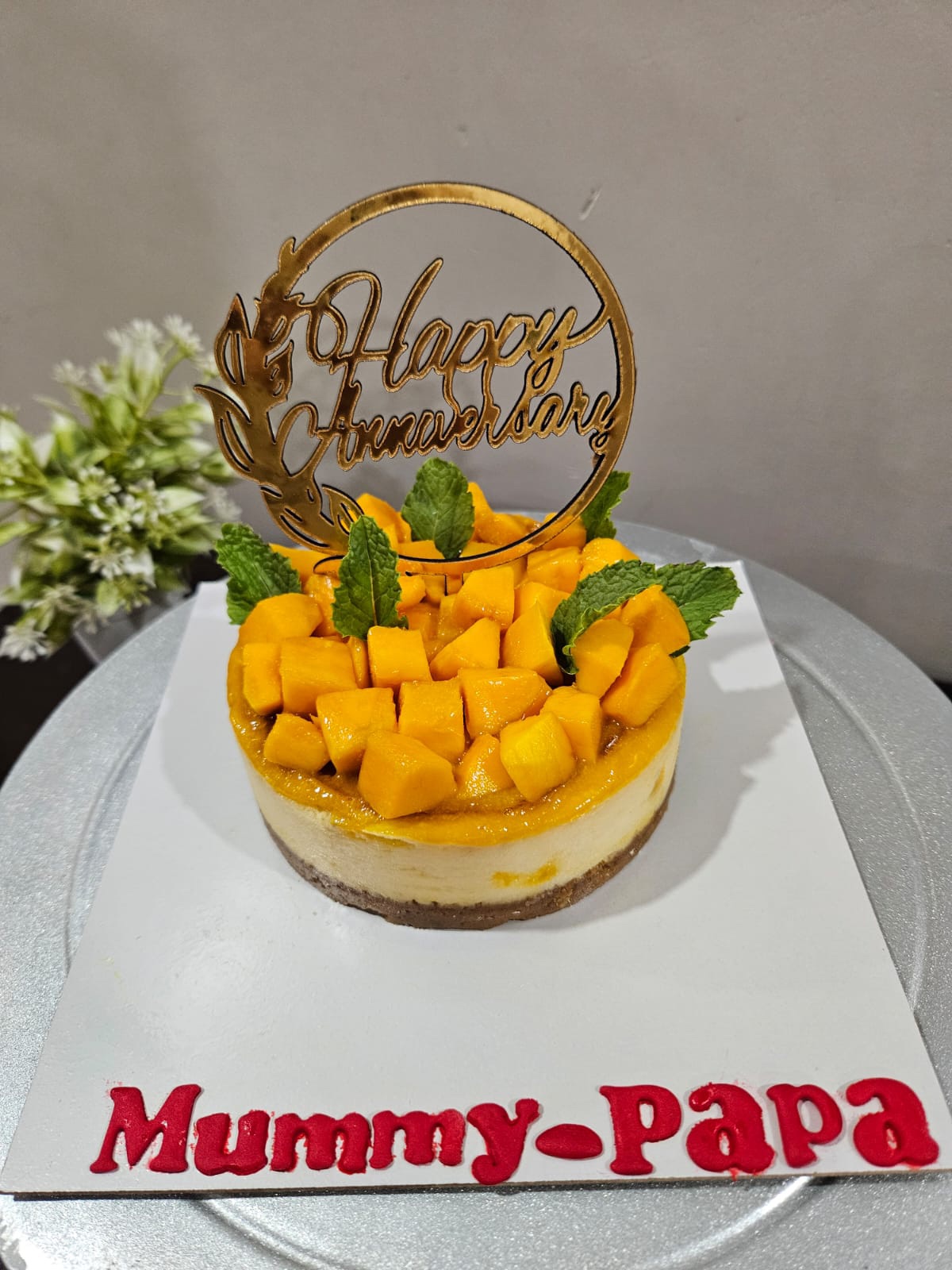 Fresh Mango / Seasonal Fruit Cake