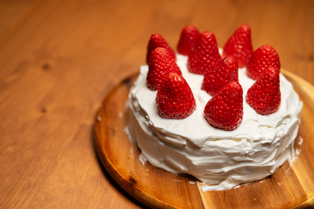 Strawberry Vanilla Bento Cake